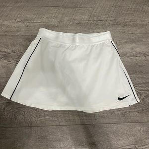 White Nike tennis skirt